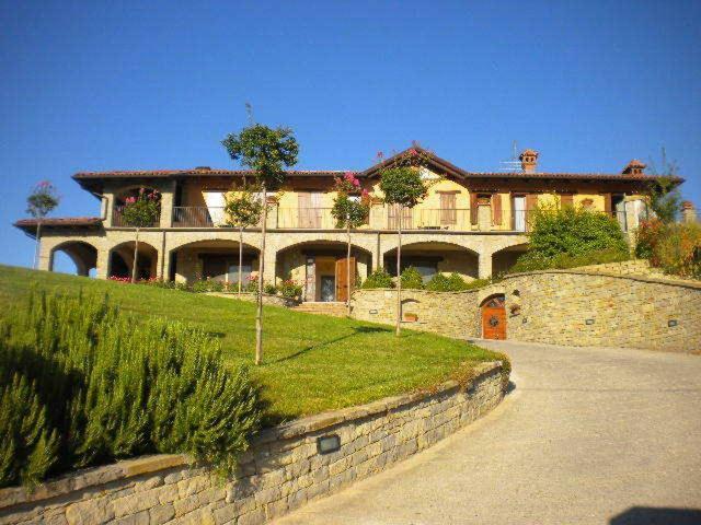 Montabone Azienda Agrituristica Alcastle מראה חיצוני תמונה