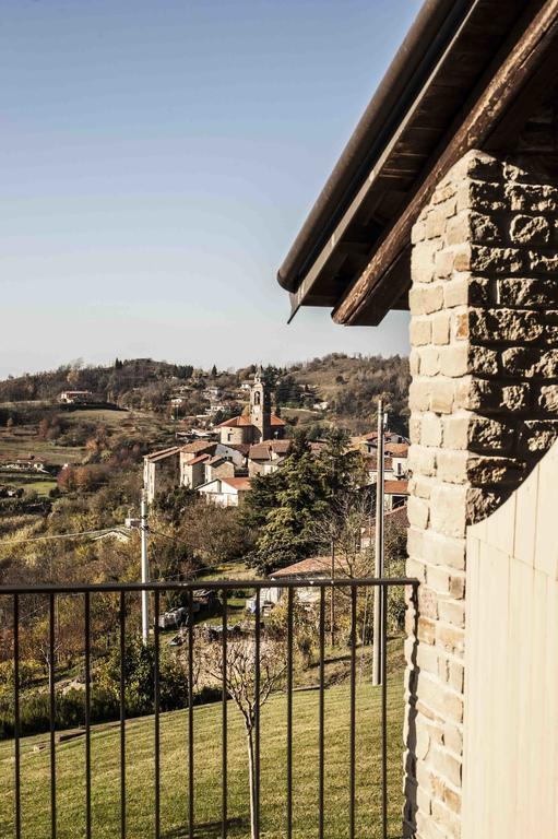 Montabone Azienda Agrituristica Alcastle מראה חיצוני תמונה